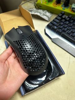 Wireless Mouse (rechargeable)