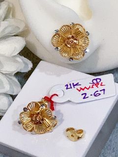 18k tricolor pawnable sd gold earrings