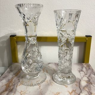 1crystal glass 20% and  1 regular glass vases(take all)