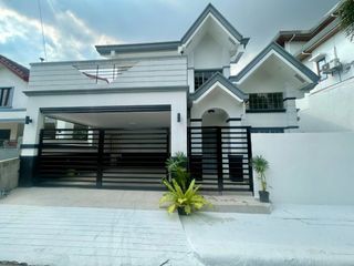 4 Bedrooms including Maids Room w/ Toilet & Bath, High Ceiling ,2 Car garage, Spacious Balcony.  RFO. Clean Title 16.8M