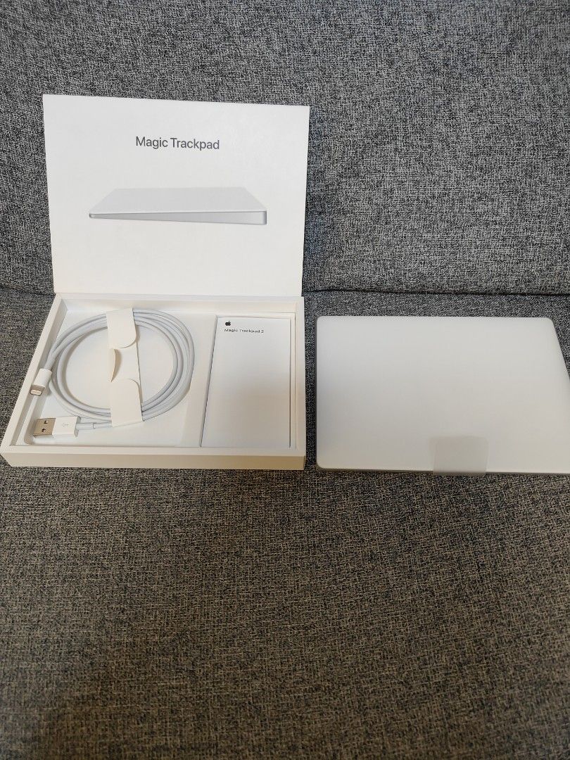 Magic Trackpad 2 ホワイト APPLE MAGIC TRACKPAD WHITE