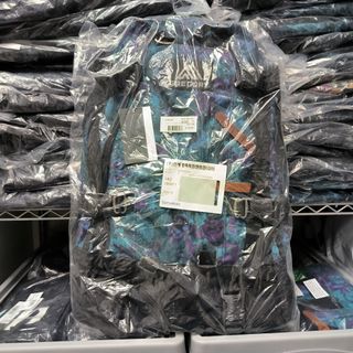 （分類：）位於 。 由 ppstorepp 提交（商品編號 1299152462，圖片 1）。簡介： 。
