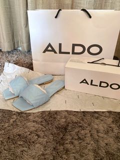 Authentic Aldo flex  flat sandals