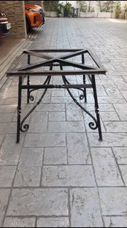 Antique solid metal black iron table legs it will last a lifetime classic design practical for indoor or outdoor use