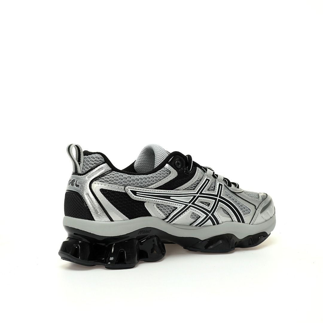 ASICS Gel Quantum Kinetic Grey Pure Silver