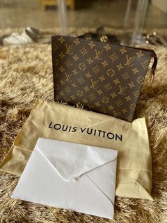Authentic LV Clutch MM