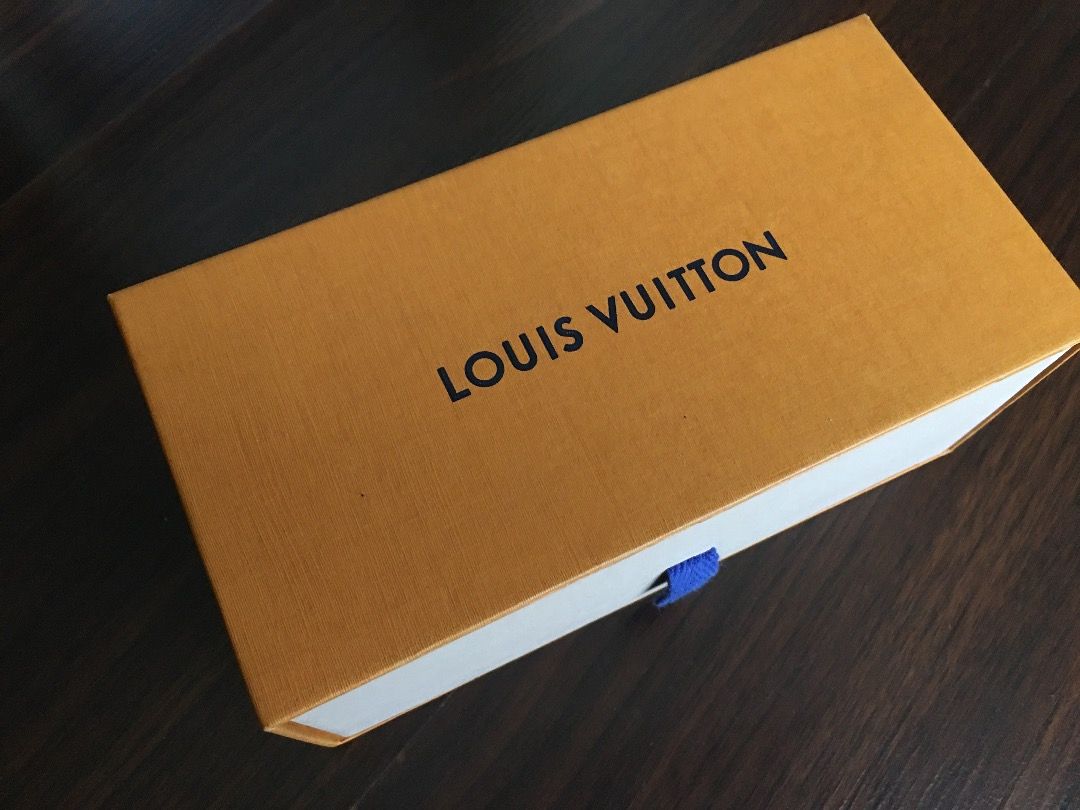 Authentic Original Louis Vuitton Box Packaging for Sunglasses (Category: Luxury Accessories) located in Manila. Submitted by theocclosetmanila (Listing ID 1299154922, Image 2). Description: Original and authentic Louis Vuitton packaging Reason for selling: Decluttering Flaws: None Size L: 9 cm x W: 18 cm H: 7.5 cm Comes from a pet free and smoke free home. DM for inquire. Additional photos will only be sent to serious buyers. .