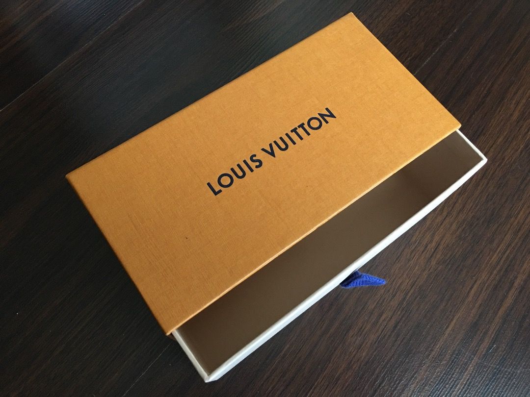 Authentic Original Louis Vuitton Box Packaging for Sunglasses (Category: Luxury Accessories) located in Manila. Submitted by theocclosetmanila (Listing ID 1299154922, Image 1). Description: Original and authentic Louis Vuitton packaging Reason for selling: Decluttering Flaws: None Size L: 9 cm x W: 18 cm H: 7.5 cm Comes from a pet free and smoke free home. DM for inquire. Additional photos will only be sent to serious buyers. .