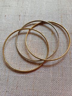 Bangles in 3 of Silver & Gold ( joined)