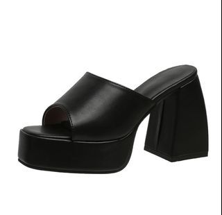 Black zara alike square toe heels | 4 inch platform heels | black chunky heels | (helping tag: steve madden, naked wolfe)