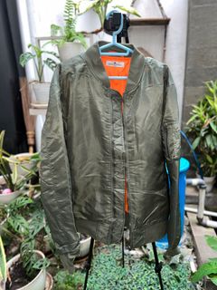 (Kategori: ) berada di . Dikirim oleh prebrian (ID iklan 1299158989, Gambar 1). Deskripsi: .