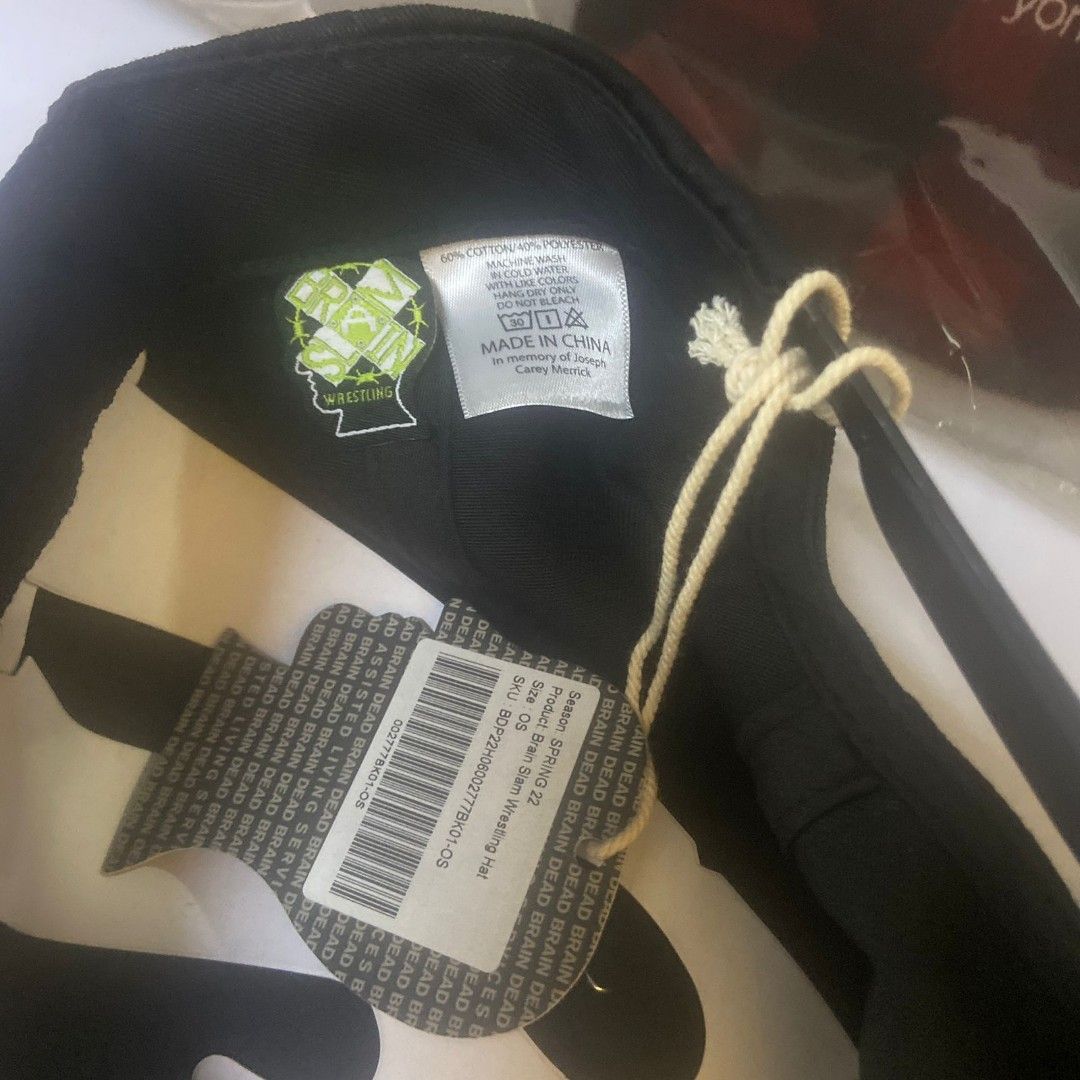 Brain Slam Wrestling Hat, Fesyen Pria, Aksesoris, Topi di