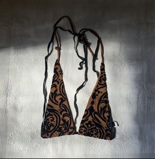 (Category: ) located in . Submitted by lira_ (Listing ID 1299161036, Image 1). Description: .