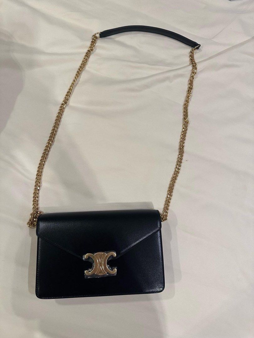 Celine margo (Category: Luxury Bags & Wallets) located in Quezon City. Submitted by sarahlarsson_ (Listing ID 1299267092, Image 1). Description: Bnew With gift receipt.