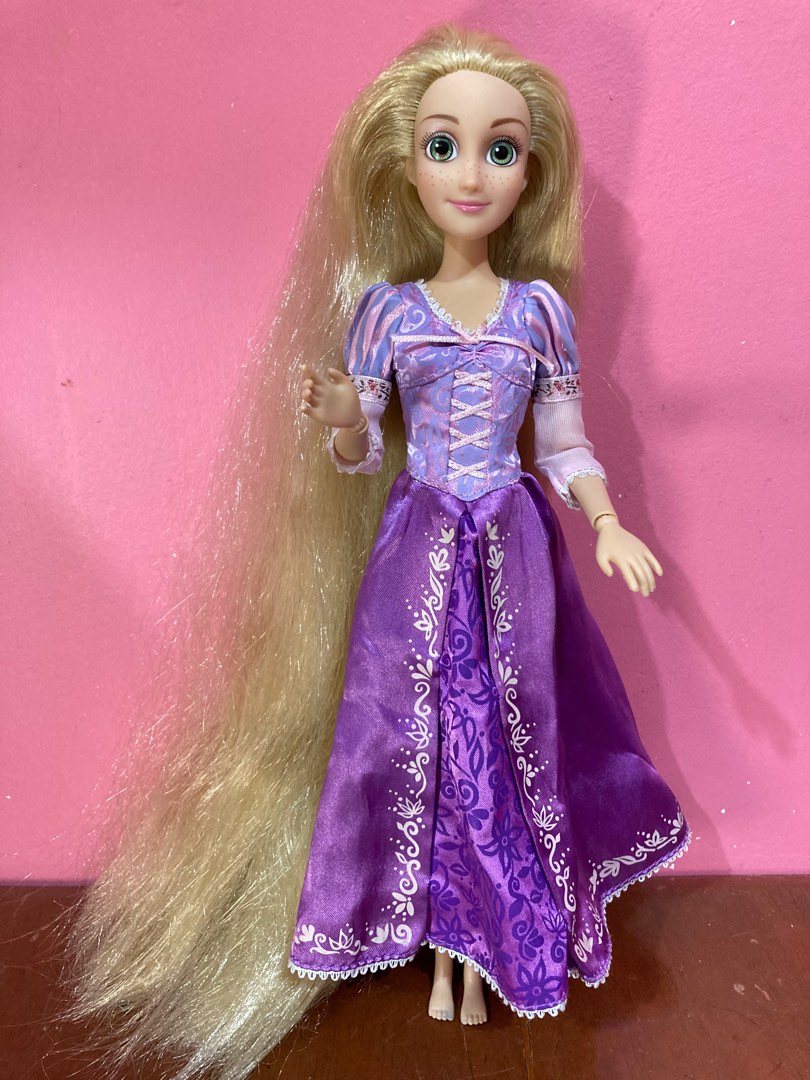 Disney classic rapunzel doll long hair freckled face, Hobbies & Toys