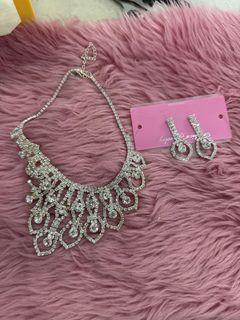 Fashion Necklace and  Earrings