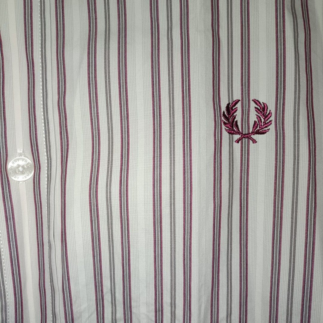 Fred Perry Plaid Button Down (Category: Luxury Apparel) located in General Santos City (Dadiangas). Submitted by Serde (Listing ID 1299168224, Image 2). Description: Fred Perry Plaid Button Down Small on tag but fit medium to semi large (19.5x28) Excellent like new Color rate: 10/10 Issue: small bleach kakulay sa damit kaya barely noticeable. see last pic.