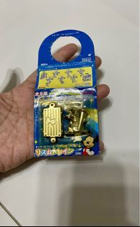 Goofy keychain japan
