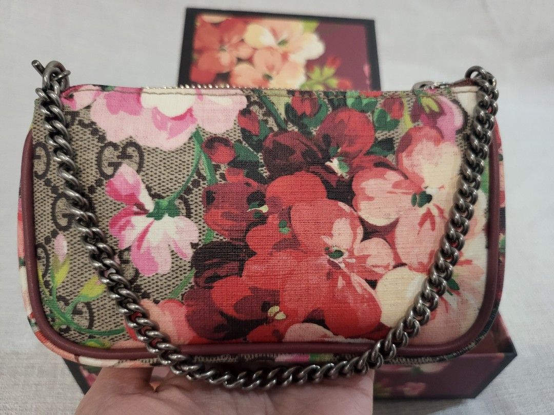 Gucci pochette blooms new arrivals