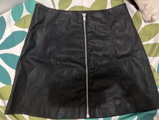 Leather skirt h&m