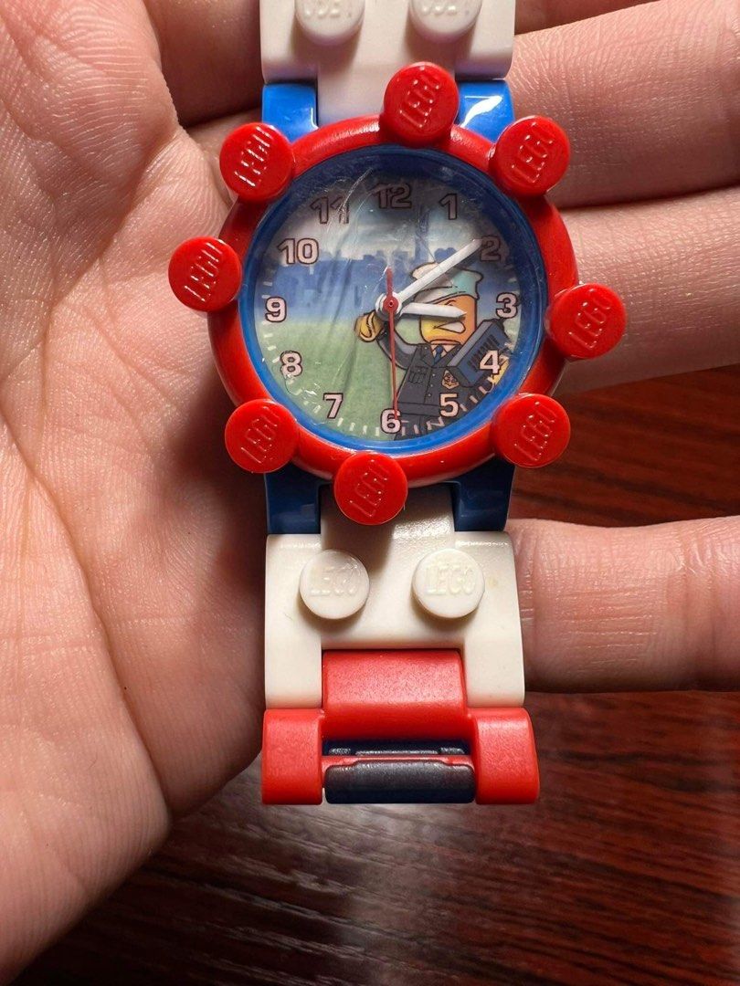 Lego Kids Watch 2004 (Category: Women's Watches) located in Baguio. Submitted by ditoyzb08176 (Listing ID 1299237209, Image 3). Description: - 2004 vintage - Not sure if it’s still working - SOLD AS IS ‼️ Location: Baguio City Shipping: J&T/FLASH.