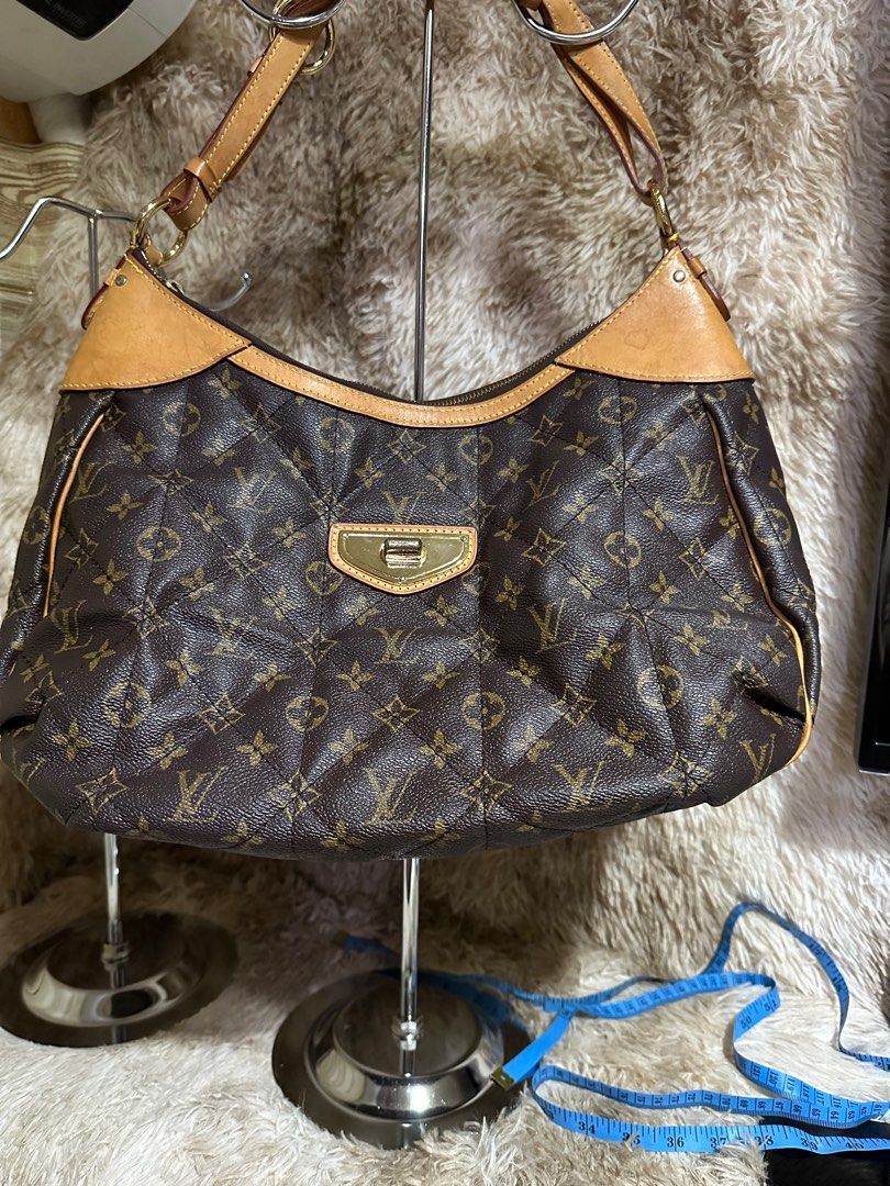 LV shoulder bag (Category: Luxury Bags & Wallets) located in Quezon City. Submitted by geillen3 (Listing ID 1299194511, Image 1). Description: LV Louis Vuitton shoulder bag Not guaranteed Clean inside What you see is what you get Please see actual pictures for more item details Please contact me thru call/sms or chat 09088203289 Payment first before shipping the item/s. Gcash or Bdo.