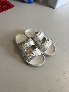 （分類：）位於 。 由 jason943 提交（商品編號 1299147876，圖片 1）。簡介： 。