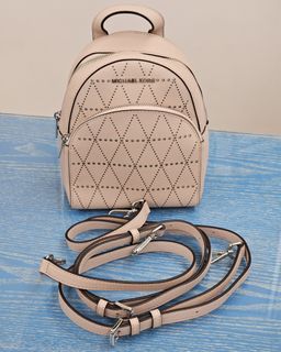 （分類：）位於 。 由 only.by.post 提交（商品編號 1299138707，圖片 1）。簡介： 。