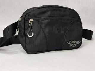 Mountain Wolf Belt Bag
