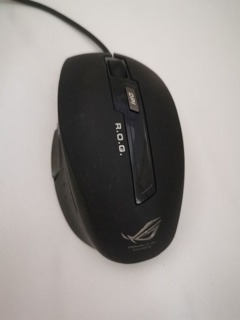 MOUSE (Category: Mouse & Mousepads) located in Singapore. Submitted by windyeng (Listing ID 1114065627, Image 3). Description: .