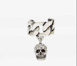 (Category: ) located in . Submitted by loveluxury123 (Listing ID 1299207257, Image 1). Description: .