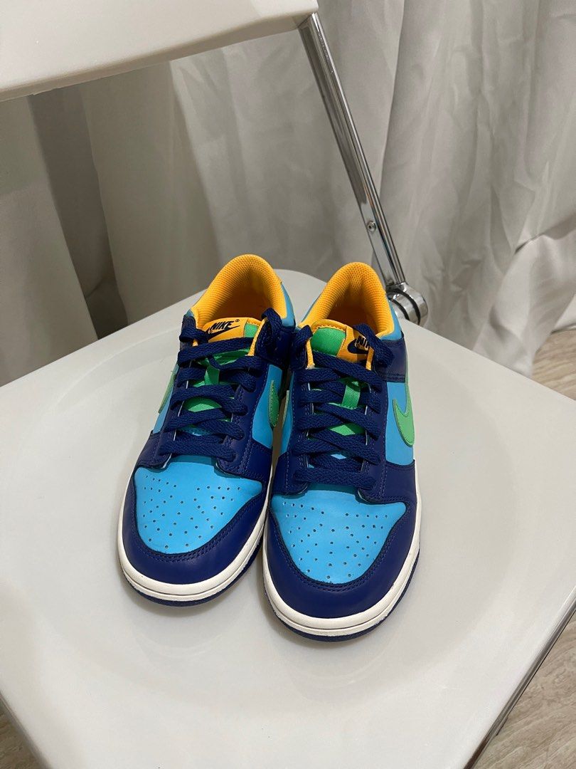 Kyrie trix shoes top