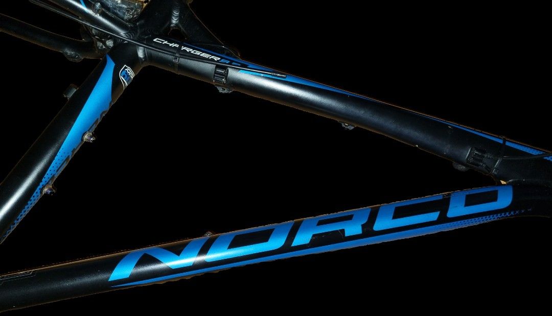 Norco Charger 29er (Non-boost) (Category: Bicycles) located in Makati City. Submitted by nik0535 (Listing ID 1299173132, Image 3). Description: Norco Charger 29er Medium Non Boost with scratches Seatpost included Mode of payment: GCash Delivery: Lalamove/Grab/Angkas/Borzo (Shipping fee will be shouldered by the buyer) Pick Up: West Rembo Makati.