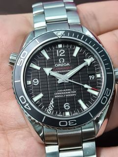 (Category: ) located in . Submitted by wcwatchhub (Listing ID 1299230515, Image 1). Description: .