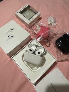 Original Apple Airpods 3 with complete accessories
