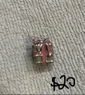 (Category: ) located in . Submitted by dreamcatcher89 (Listing ID 1299237184, Image 1). Description: .