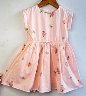 (Category: ) located in . Submitted by ClosetCleanUp (Listing ID 1299119255, Image 1). Description: .