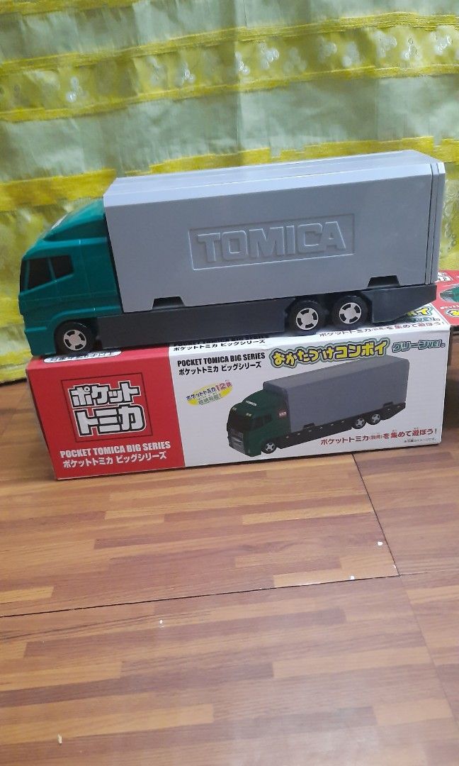 Pocket Tomica Big Series 12x3" (Category: Vehicle & Diecast Models) located in Manila. Submitted by luckycharm_215 (Listing ID 1299205174, Image 1). Description: big toy truck.