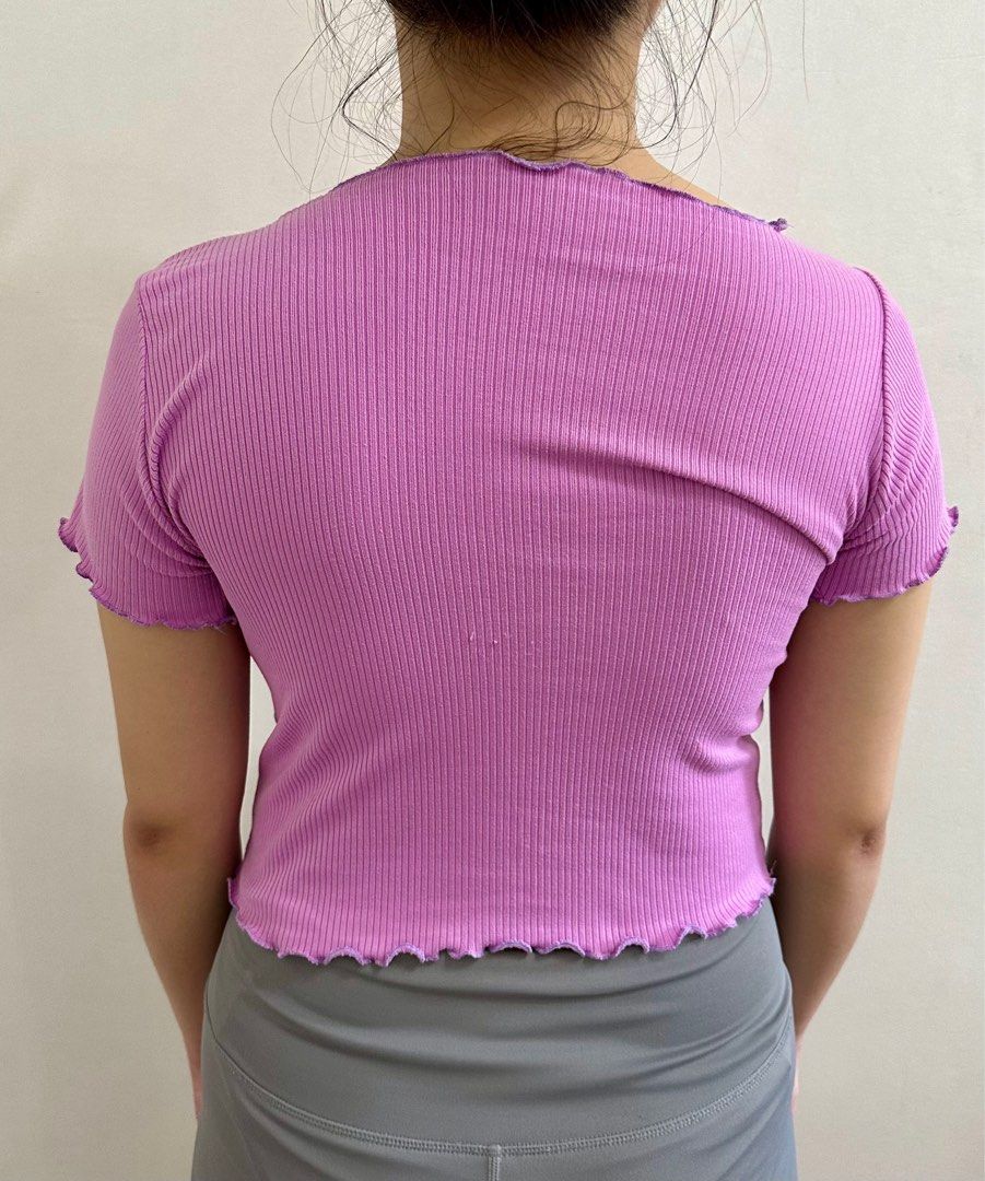 Purple Cropped Shirt (Category: Shirts) located in Quezon City. Submitted by trishystuff (Listing ID 1299155408, Image 3). Description: For Reference: Model's Measurement Height: 5'6 Shoulders: 16.5 - 17 inches Bust: 37 inches Waist: 28-29 inches Hips: 40 inches Mode of payment: Bank transfer (Eastwest/BDO) or Gcash Note: Shipping via Grab or Lalamove ONLY. Fee will be care of buyer..