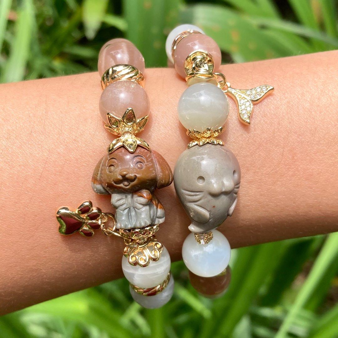 Green agate bracelet with dog sign store