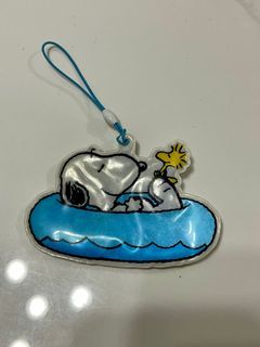 Snoopy keychain japan