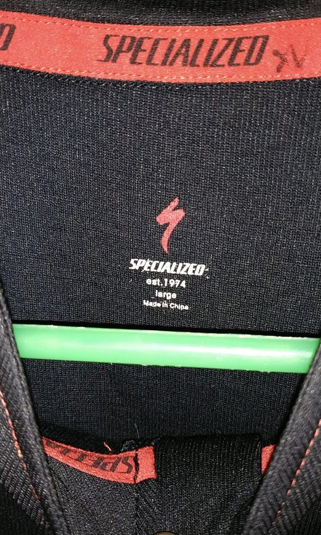 SPECIALIZED THERMINAL BICYCLE JERSEY (Category: Activewear) located in Makati City. Submitted by fajardosisters (Listing ID 1299143924, Image 3). Description: 📌SPECIALIZED THERMINAL BICYCLE JERSEY📌 📌ANDYAN NA SA PICS ANG DETAILS📌 📌NO ISSUES📌 📌2,500php📌 📌LOCATION MAKATI📌.