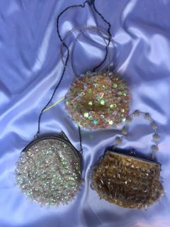 ( SOLD ) 🥀 TAKE ALL SEQUINED BEADED PARTY BLING BLING BAG