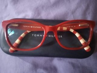 Tommy Hilfiger eyeglasses frame