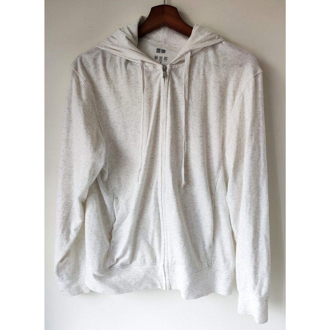 UNIQLO Airism White UV Cut Jacket with Hood Men s M Men s Fashion Coats Jackets and Outerwear on Carousell
