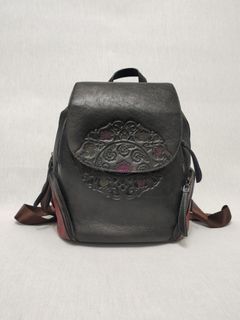 Vintage Design Leather Backpack