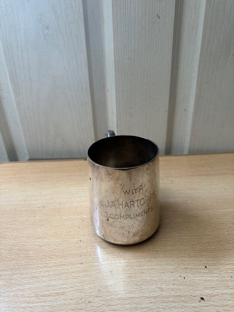 Walker & Hall Sheffield Silver Plated Antique Mug (Category: Coffee & Tea Tableware) located in Pasig City. Submitted by colawire (Listing ID 1299141306, Image 1). Description: Walker & Hall Sheffield Silver Plated Antique Mug.