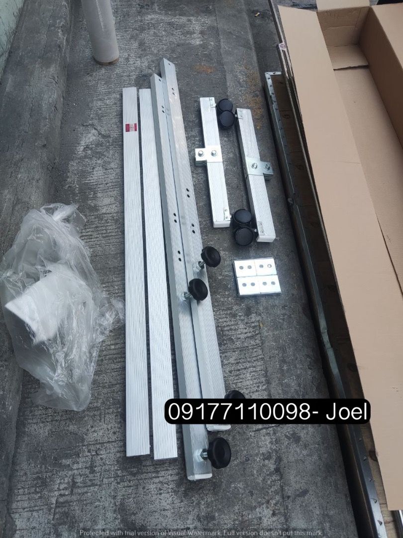 Whiteboard w/ Stand (Category: Industrial Equipment) located in Manila. Submitted by joeyroque09 (Listing ID 1299133078, Image 1). Description: Whiteboard w/ Stand Specs: 2x4ft Price: 3,750/set.