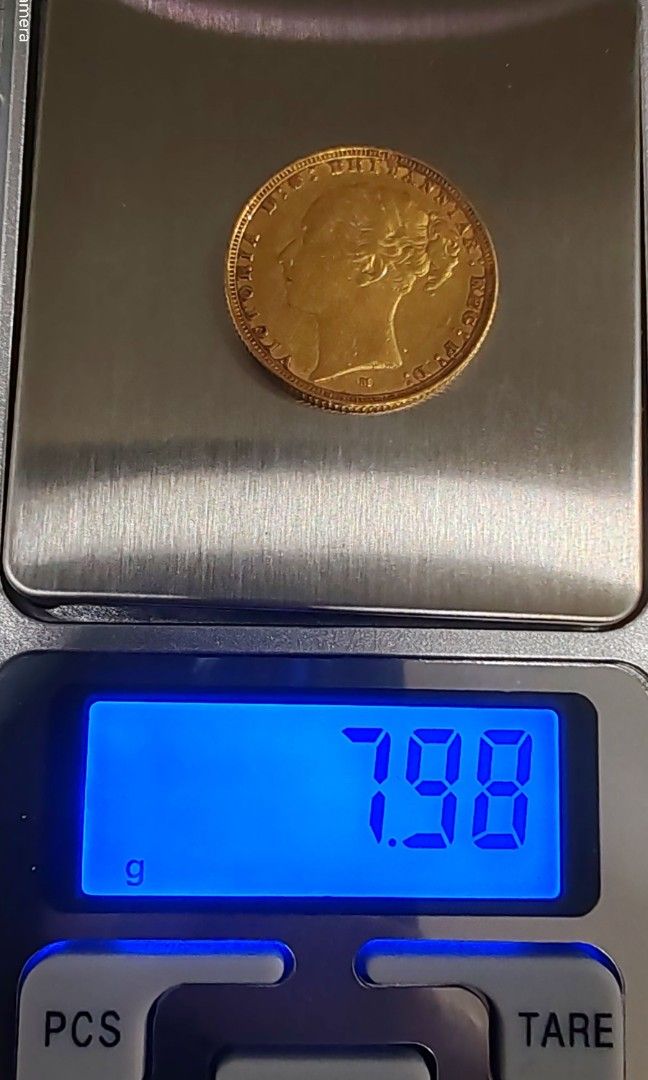 1884 Gold Sovereign Coin Queen Victoria Young Head -8g, Hobbies & Toys ...