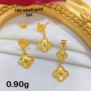 18k Saudi Gold Dangling Clover Earrings & Pendant Set